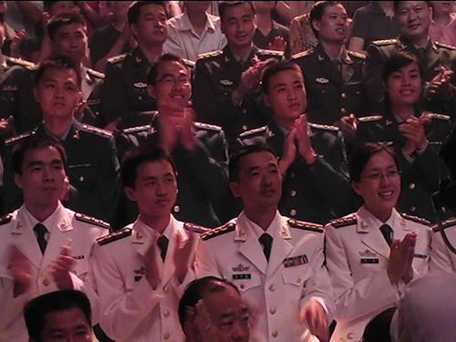 来自海陆空三军的大众评委