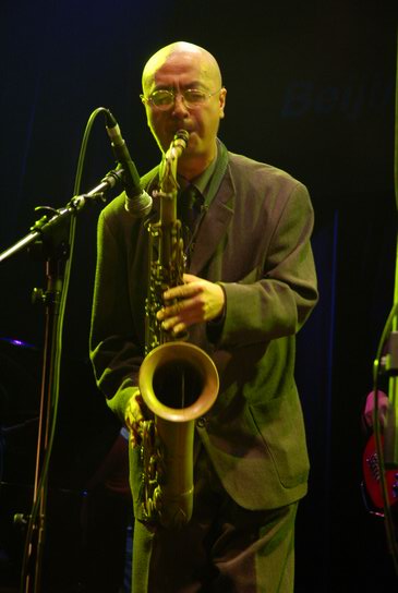 图文:北京爵士音乐节 刘元爵士乐队演出(7)