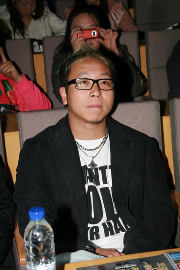 图文:bobo组合首张ep上市--华谊音乐总监袁涛