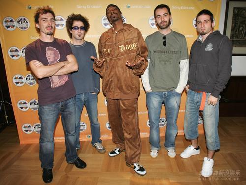 图文:turkey乐队与snoop dogg合影