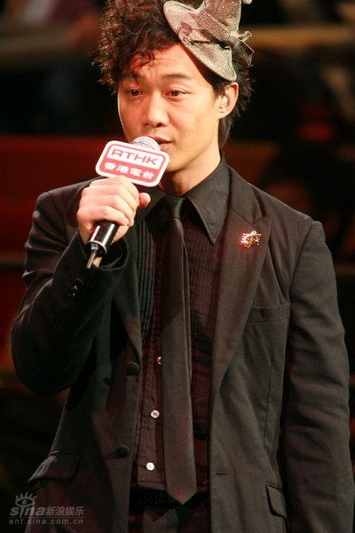 陈奕迅获最高销量男歌手