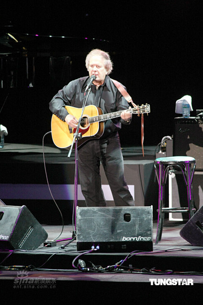 唐麦克林台大重现经典(组图)