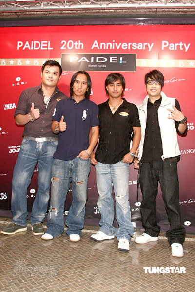 左起：安伯政、动力火车、TANK