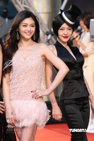 大S亮相金曲奖红毯