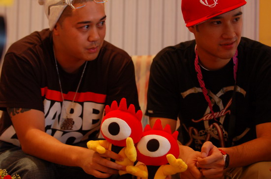 组图:独家专访jabbawockeez 现场大秀热舞