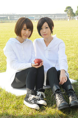 hebe扮少女陈珊妮拍mv