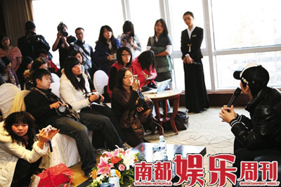 陈楚生在消失半个月后突然空降京城，更在新闻发布会上表达了“脱离天娱”的强烈愿望。