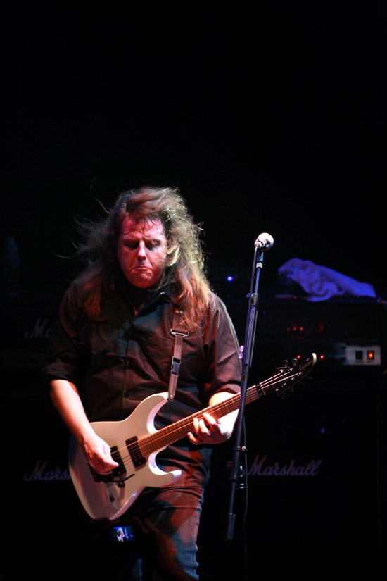 图文:交响x北京现场--吉他手michael romeo