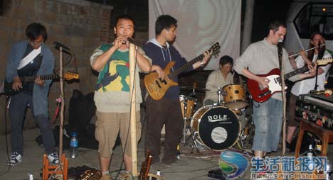 三跺脚成员，一个都不少