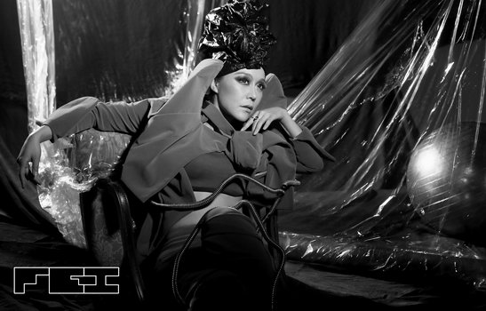 王菲菲喘息的女王系列写真