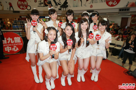 东京劲舞娃娃出席活动