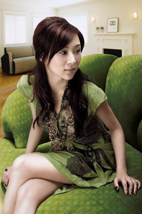 视频涂紫凝跌倒醒mv