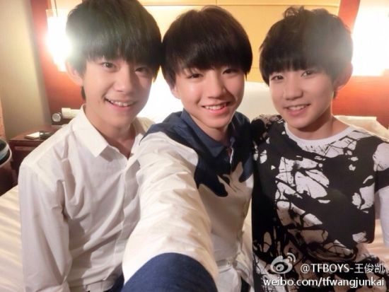 TFBOYS出道一周年，和粉丝定“十年之约”