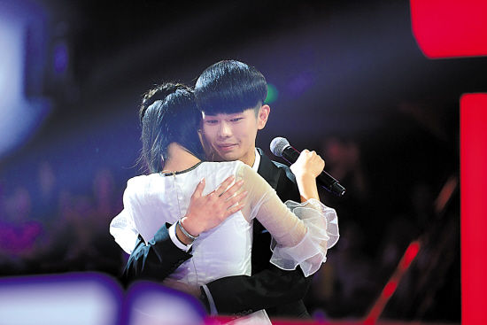 陈永馨刘珂拥抱