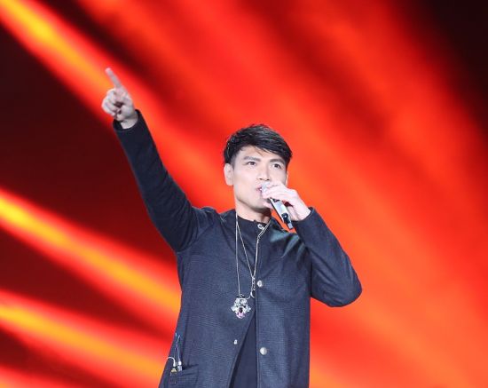 杨宗纬精彩表演