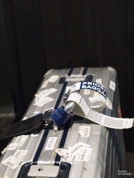 托运行李及随身手携行李