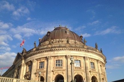 柏林：一座穷却性感的城市