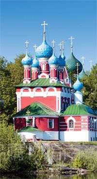 　伏尔加河两岸的风景，更像是童话世界