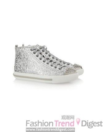 MIU MIU亮片金葱高帮运动鞋，$782。鞋底厚约 2.5 厘米