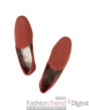 PEDRO GARCIA大红色圆孔镂空绒面革乐福鞋，$551.71