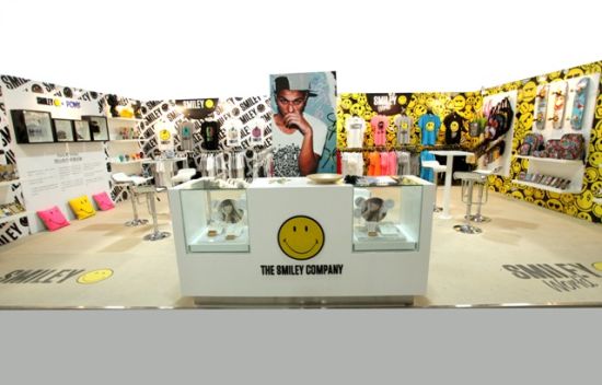 Smiley展台
