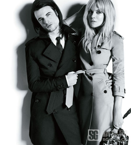 Sienna Miller 和男友激情出镜Burberry 秋冬广告大片