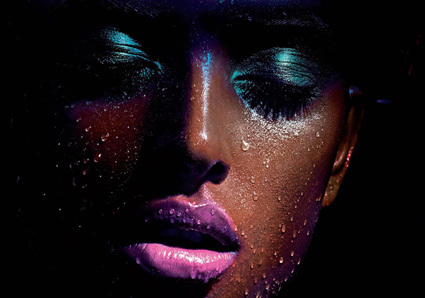 四“亮”美唇——靓彩多色