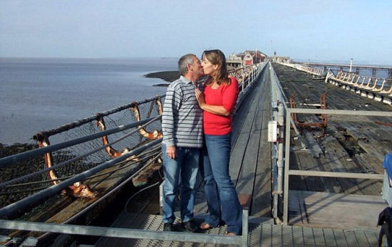 情侣码头举行婚礼