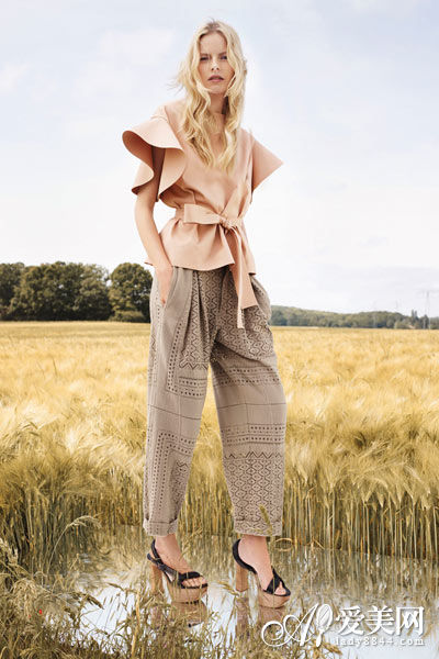 Chloe 2013早春度假系列 荷叶袖绸缎上衣