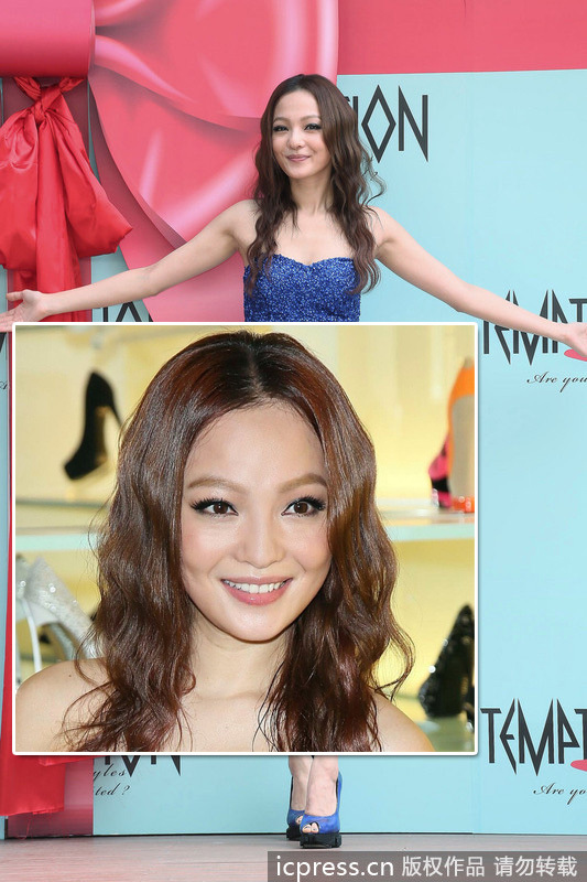 张韶涵示范流行化妆法“唇颊同色”Kevin老师