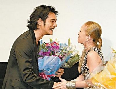 　　金城武、滨崎步