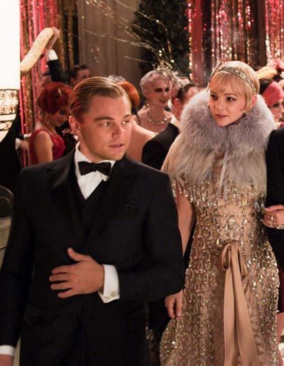 《盖茨比》无论场景还是服装都体现出当时社会的奢靡样貌