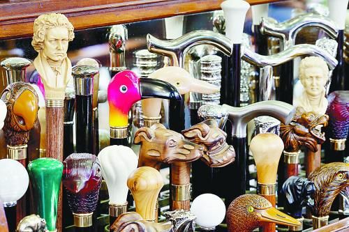 拐棍商店的各种拐棍