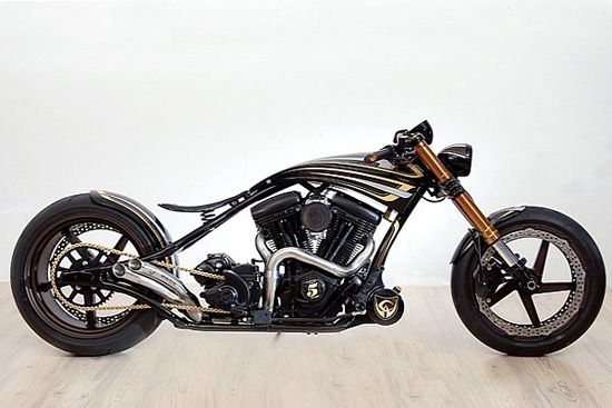 Custom Wolf摩托车