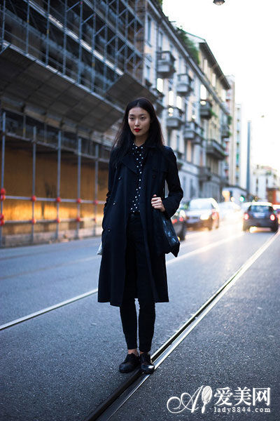 呢子大衣的气场搭配