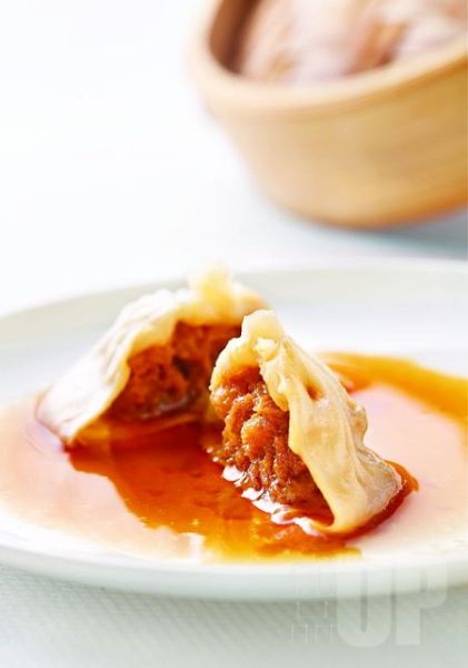 蟹粉小笼包