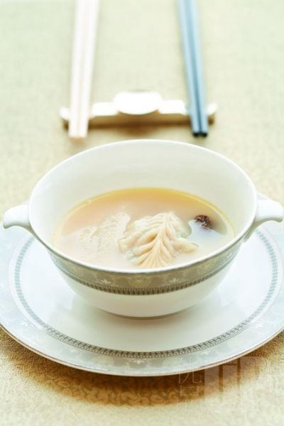 羊肚菌灌汤饺