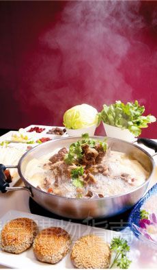 小肥羊的“豪气足料羊蝎子锅” 小肥羊的“豪气足料羊蝎子锅”