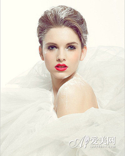 冬季唯美新娘吸睛发型