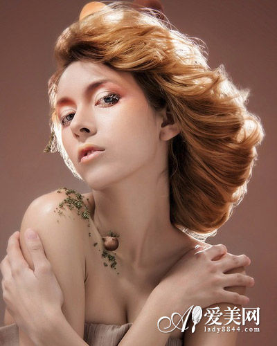 冬季唯美新娘吸睛发型