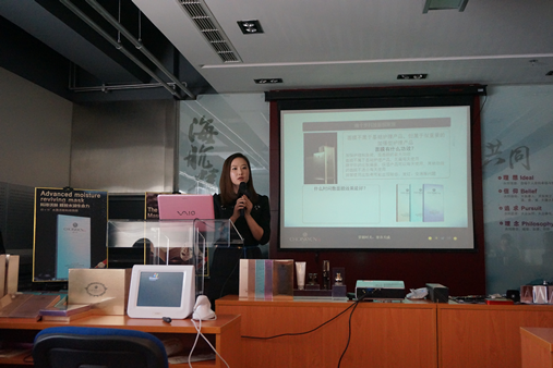 俏十岁董事、市场运营总监、资深美容护肤顾问Amy老师