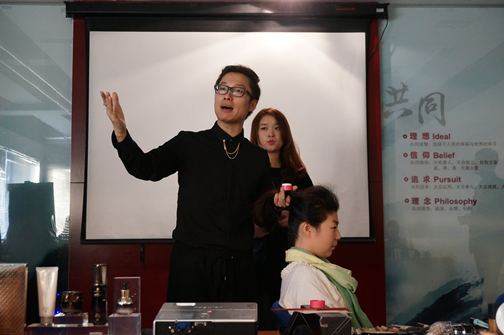 明星造型师舟舟老师现场打造发型