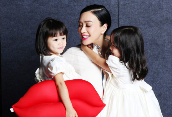 钟丽缇和女儿