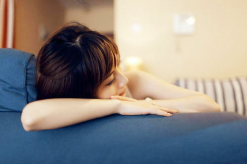 白色内裤的女人健康长寿