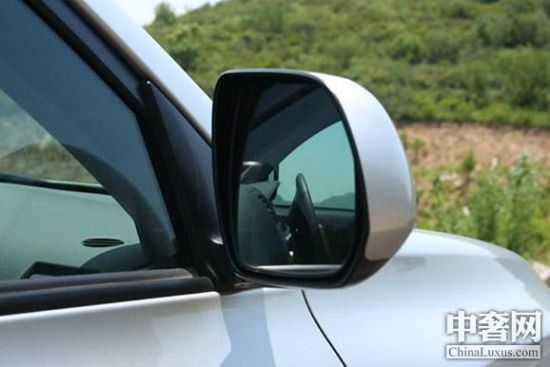 豪车后视镜如何防盗？