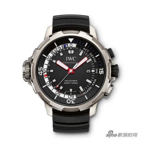钛金属款海洋时计深海三号腕表