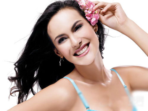 6种坏姿势 易致胸部变形