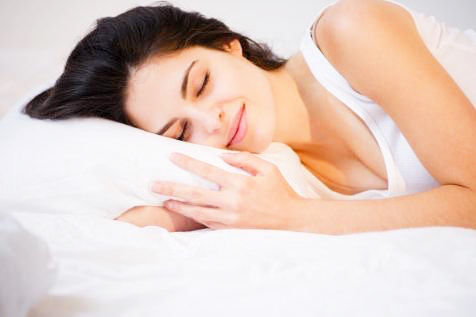 6种坏姿势 易致胸部变形