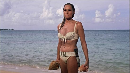 Ursula Andress在007系列电影《诺博士》中的比基尼造型