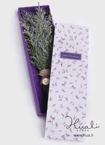 图为花里花店情人节新品《情人草》，寓意“静静期待你我的爱”